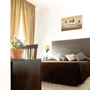 Roman Residence ** Рим